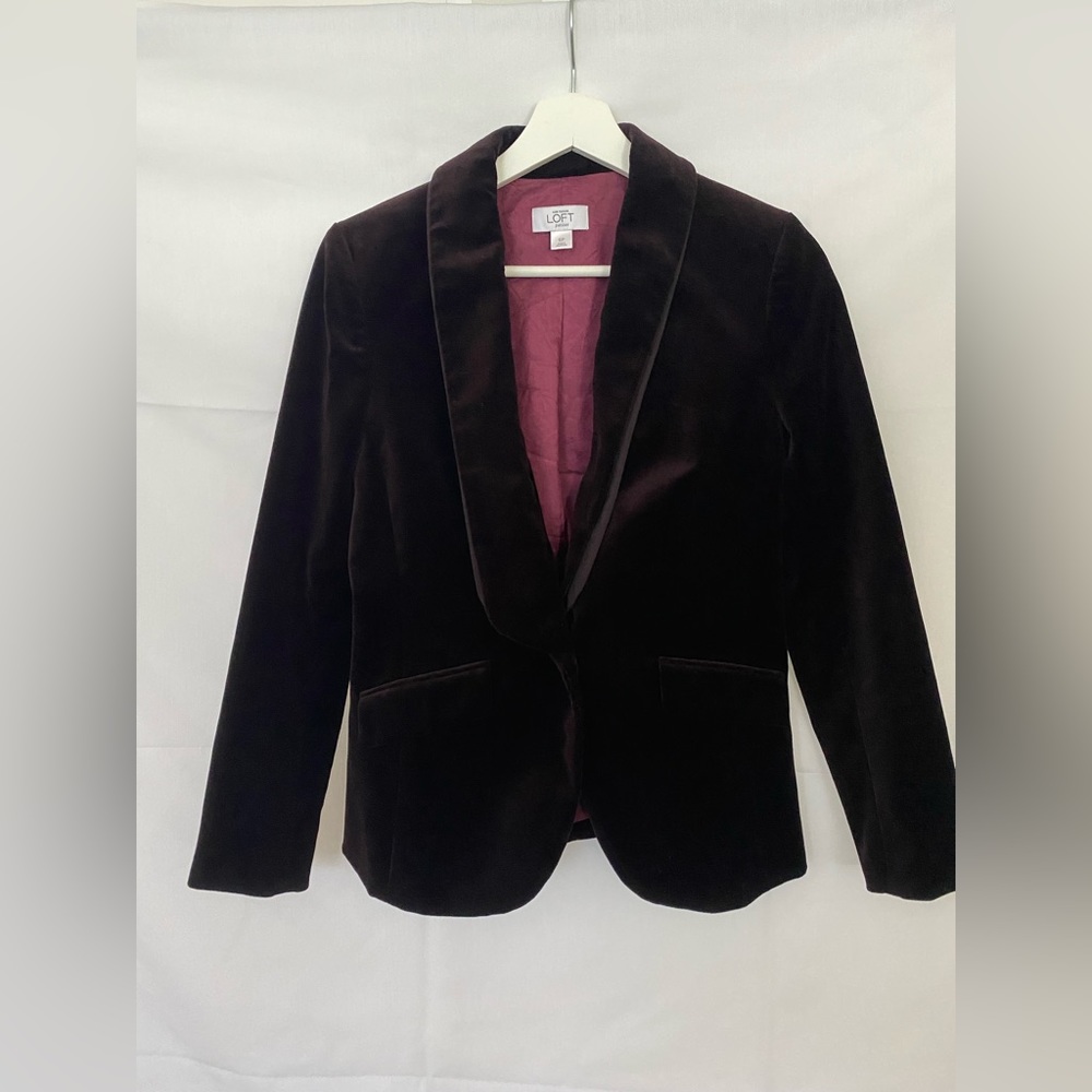 Ann Taylor blazer burgundy color size 6p